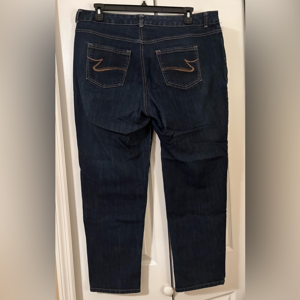 Ladies Plus Size Jeans, Gently worn - Picture 2 of 4